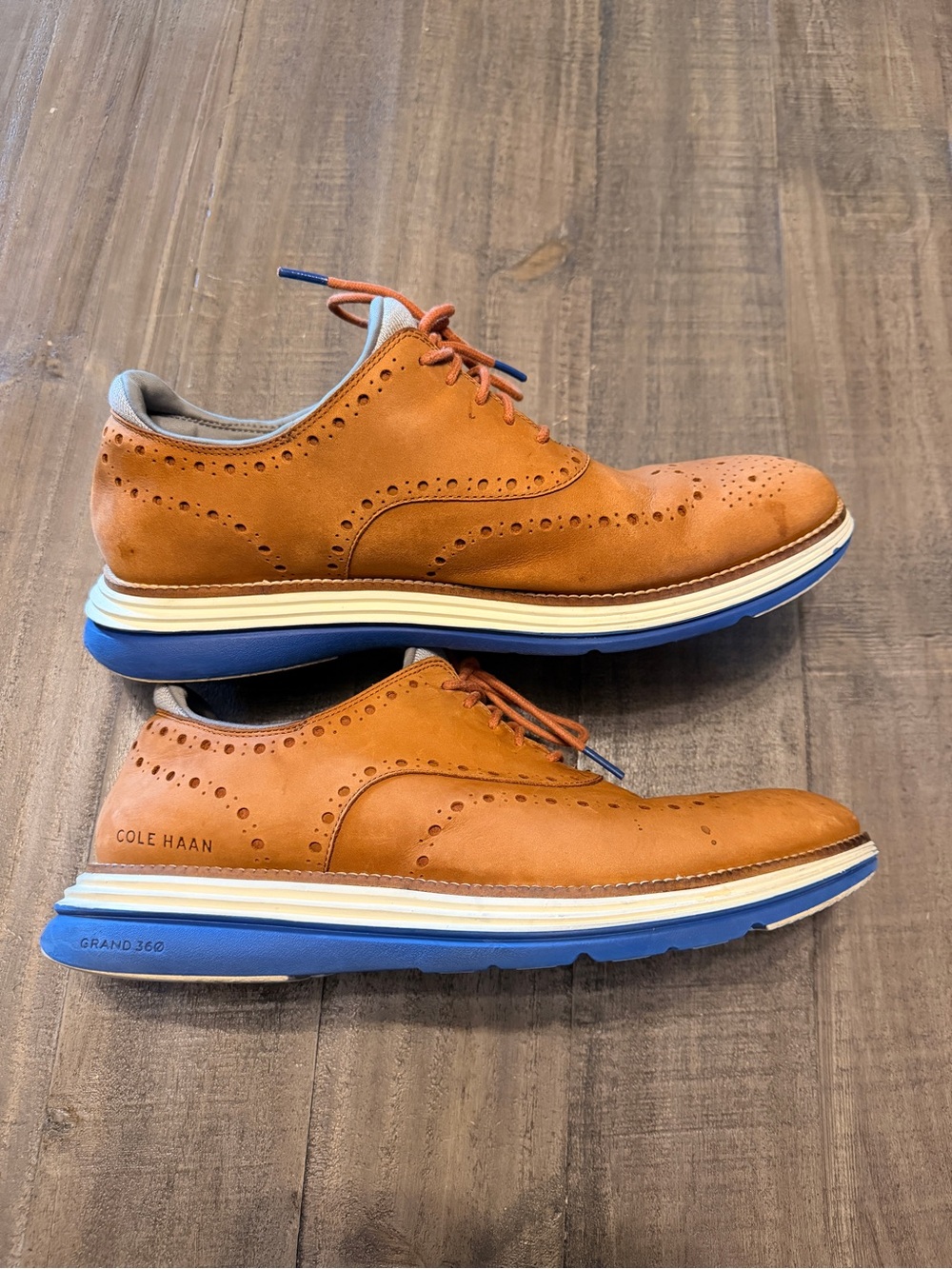 Cole Haan Original Grand Oxfords Mens 11 Medium British Tan-Ivory Brogue Wingtip